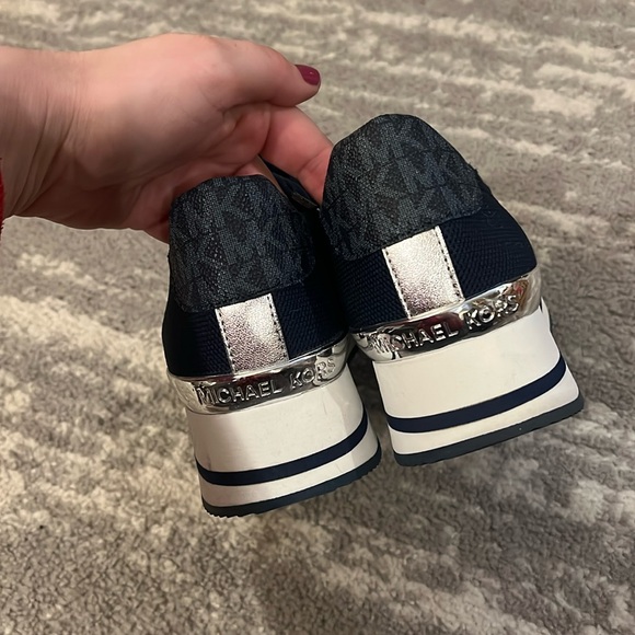 MICHAEL Michael Kors Navy Blue Women's Sneakers - Picture 5 of 7